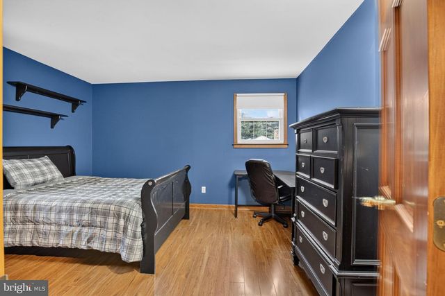 812 HILLTOP ROAD, Newark, DE 19711