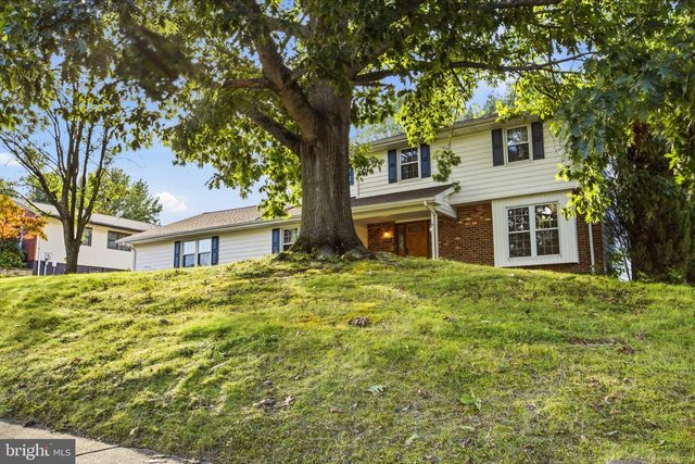 812 HILLTOP ROAD, Newark, DE 19711