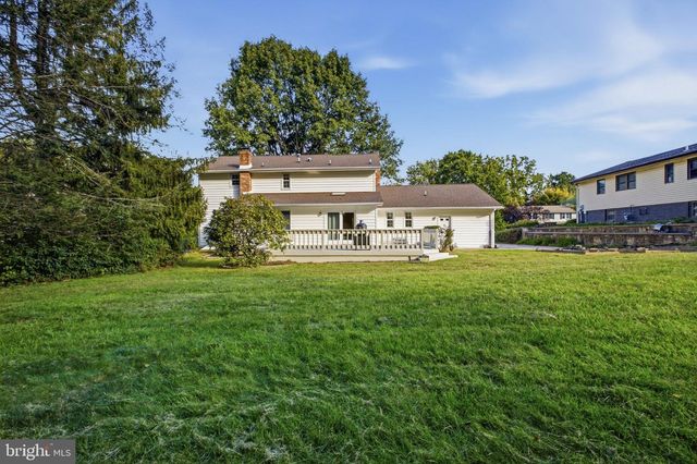 812 HILLTOP ROAD, Newark, DE 19711