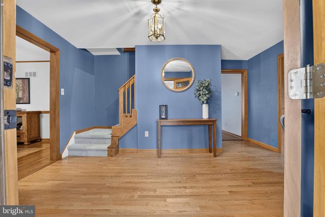 812 HILLTOP ROAD, Newark, DE 19711