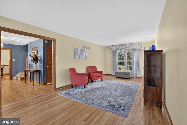 812 HILLTOP ROAD, Newark, DE 19711