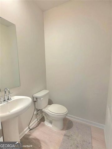 327 Valley Oak Drive, Dawsonville, GA 30534