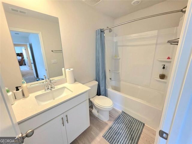 327 Valley Oak Drive, Dawsonville, GA 30534