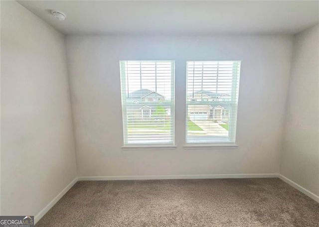 327 Valley Oak Drive, Dawsonville, GA 30534
