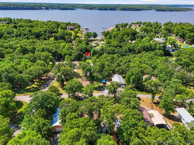453684 Osage Avenue, Afton, OK 74331