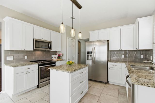 1108 Raleigh Drive, Lewisville, TX 75077