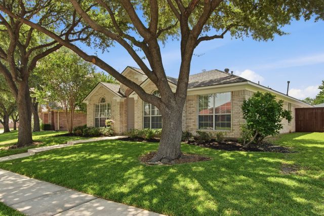 1108 Raleigh Drive, Lewisville, TX 75077