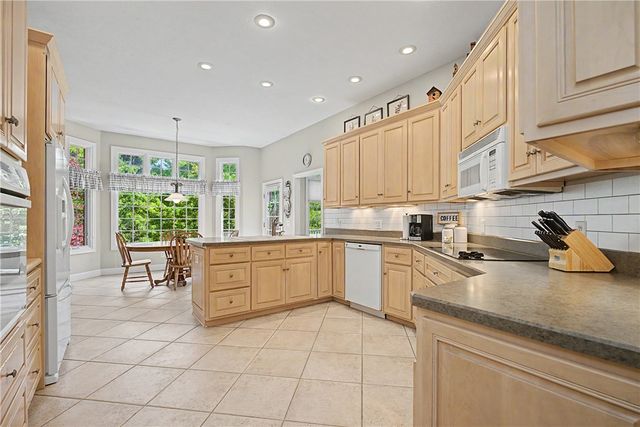 775 Lennox Court, Tipp City, OH 45371