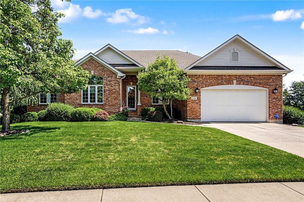 775 Lennox Court, Tipp City, OH 45371