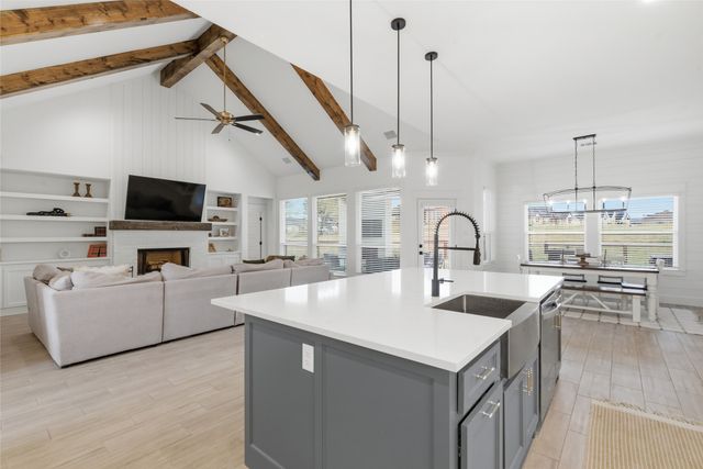 815 Wind River Pass, Azle, TX 76020