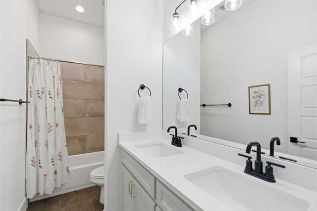 815 Wind River Pass, Azle, TX 76020