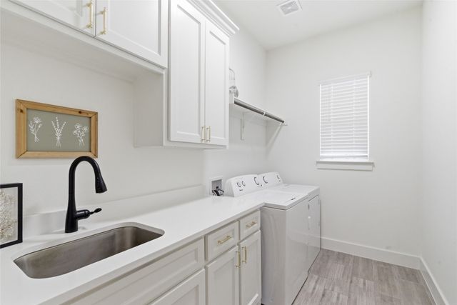 815 Wind River Pass, Azle, TX 76020