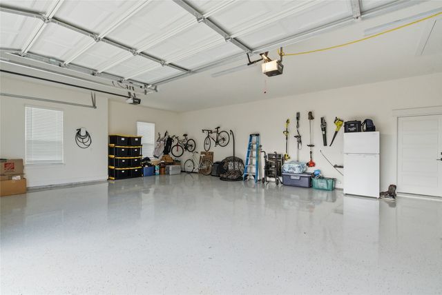 815 Wind River Pass, Azle, TX 76020