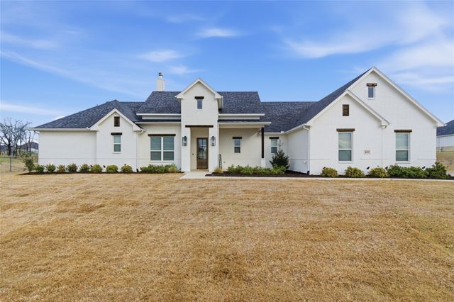 815 Wind River Pass, Azle, TX 76020