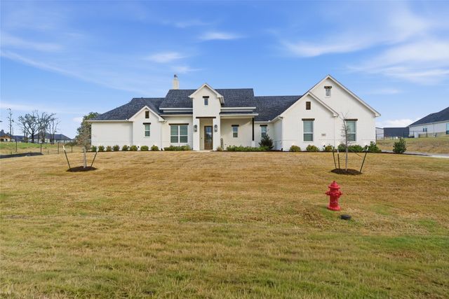 815 Wind River Pass, Azle, TX 76020