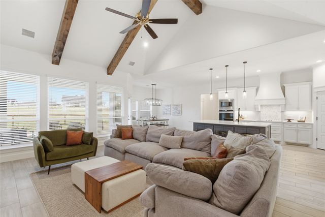 815 Wind River Pass, Azle, TX 76020