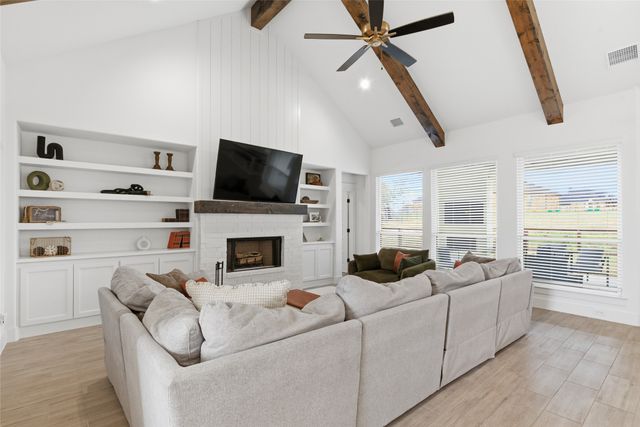 815 Wind River Pass, Azle, TX 76020