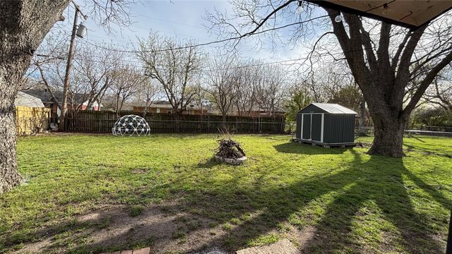 1104 Sierra Drive, Denton, TX 76209