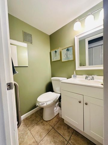 1146 Cambridge G, Deerfield Beach, FL 33442