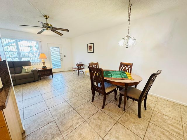 1146 Cambridge G, Deerfield Beach, FL 33442