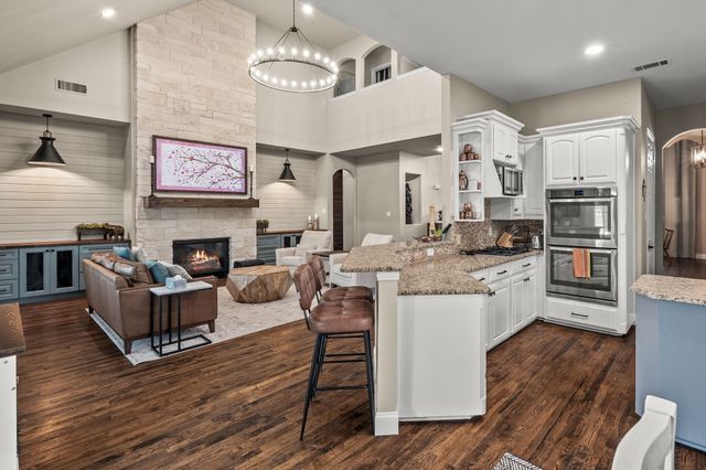1025 E Ownsby Parkway, Celina, TX 75009