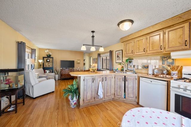 1095 W McCoy Ln 45, Santa Maria, CA 93455