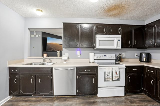 260 Audrea Ln, Clarksville, TN 37042