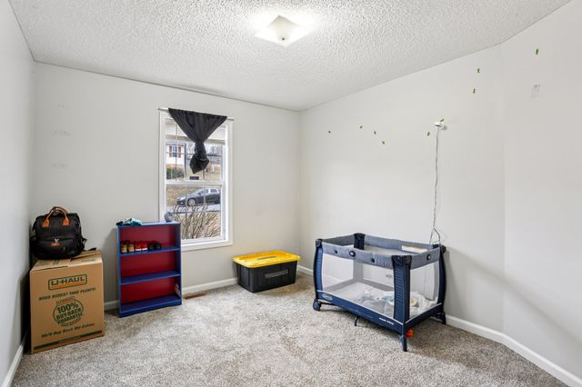 260 Audrea Ln, Clarksville, TN 37042