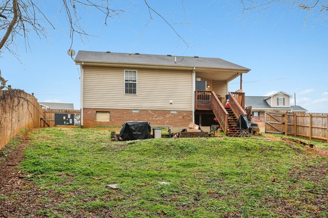 260 Audrea Ln, Clarksville, TN 37042