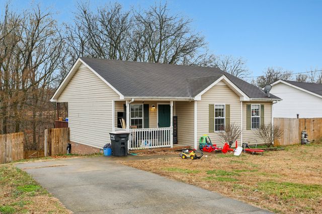 260 Audrea Ln, Clarksville, TN 37042