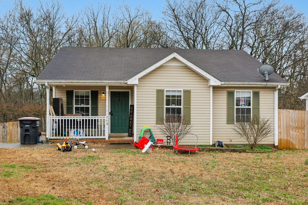 260 Audrea Ln, Clarksville, TN 37042