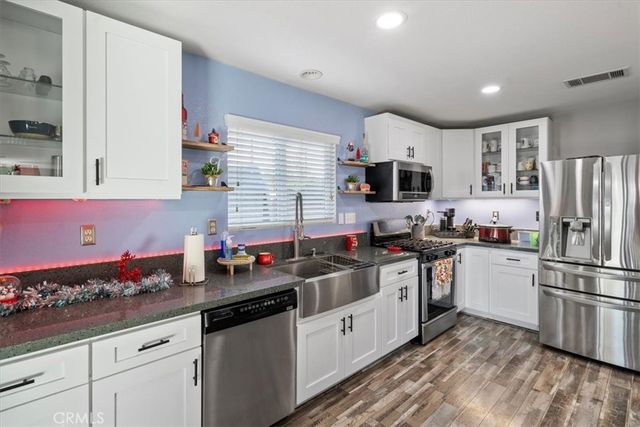 53011 Climber Court, Lake Elsinore, CA 92532