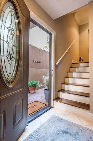 130 30th Street, Hermosa Beach, CA 90254