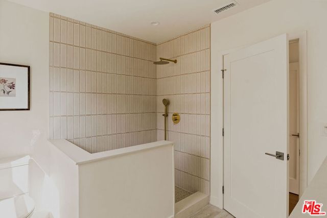 2228 W 76th Street, Inglewood, CA 90305