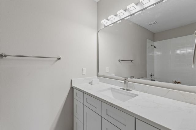 522 VILLA DEL SOL CIRCLE 201, Orlando, FL 32824