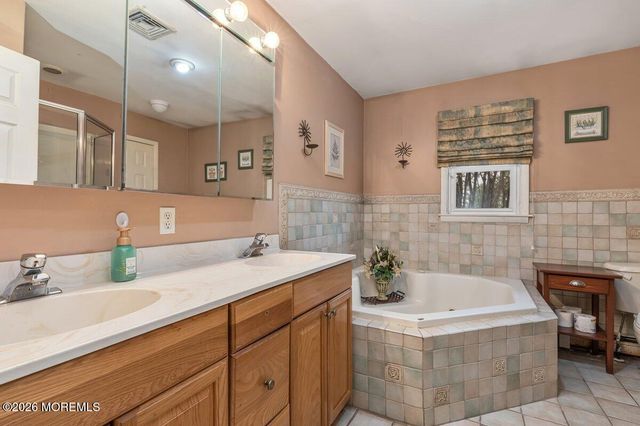 39 Wooley Street, Matawan, NJ 07747