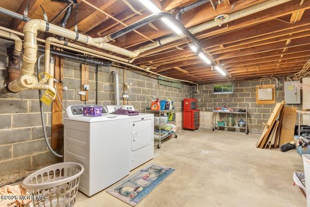 39 Wooley Street, Matawan, NJ 07747