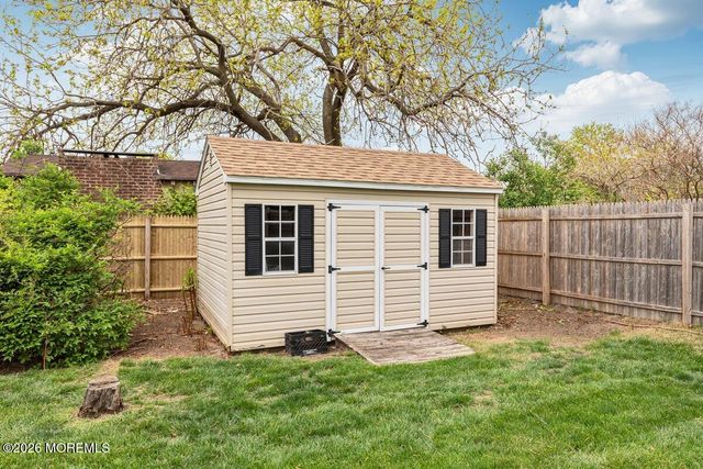 39 Wooley Street, Matawan, NJ 07747