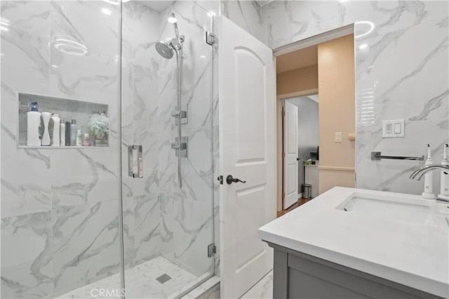 6949 Aura Avenue, Reseda, CA 91335