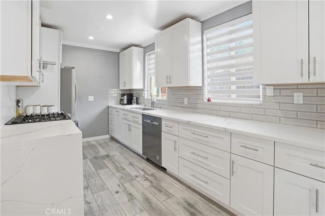 6949 Aura Avenue, Reseda, CA 91335