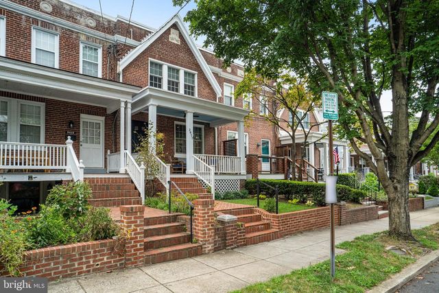 2417 HUIDEKOPER PL NW, Washington, DC 20007