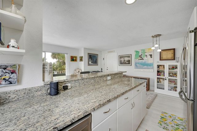 2715 NE 49th Street, Fort Lauderdale, FL 33308