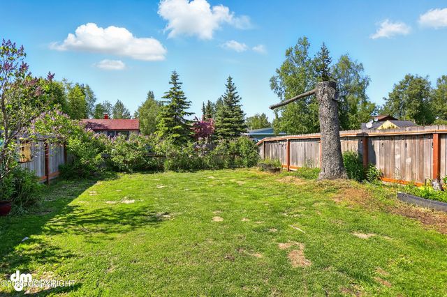 3401 Lois Drive, Anchorage, AK 99517