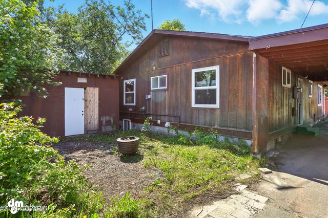 3401 Lois Drive, Anchorage, AK 99517