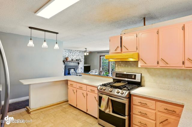 3401 Lois Drive, Anchorage, AK 99517