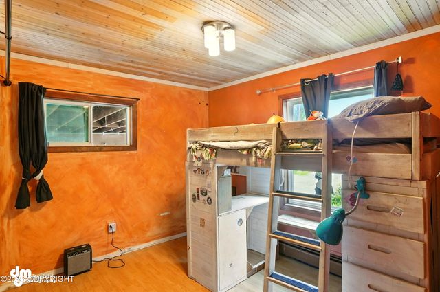 3401 Lois Drive, Anchorage, AK 99517