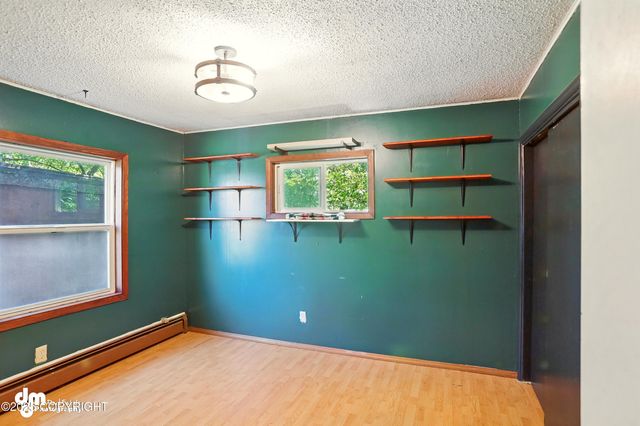 3401 Lois Drive, Anchorage, AK 99517