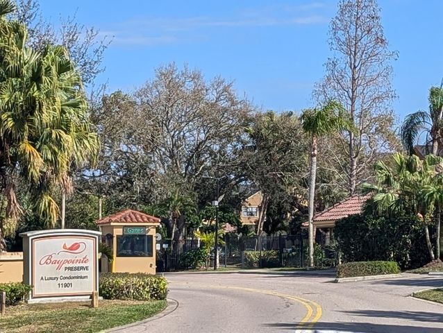 11901 N 4TH STREET N 5212, St Petersburg, FL 33716