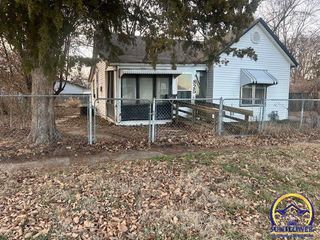 825 NE Strait AVE, Topeka, KS 66616