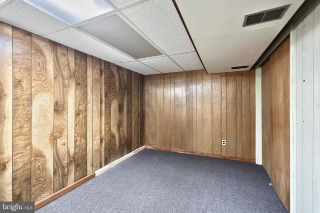 2551 BERKSHIRE LN, Dover, PA 17315